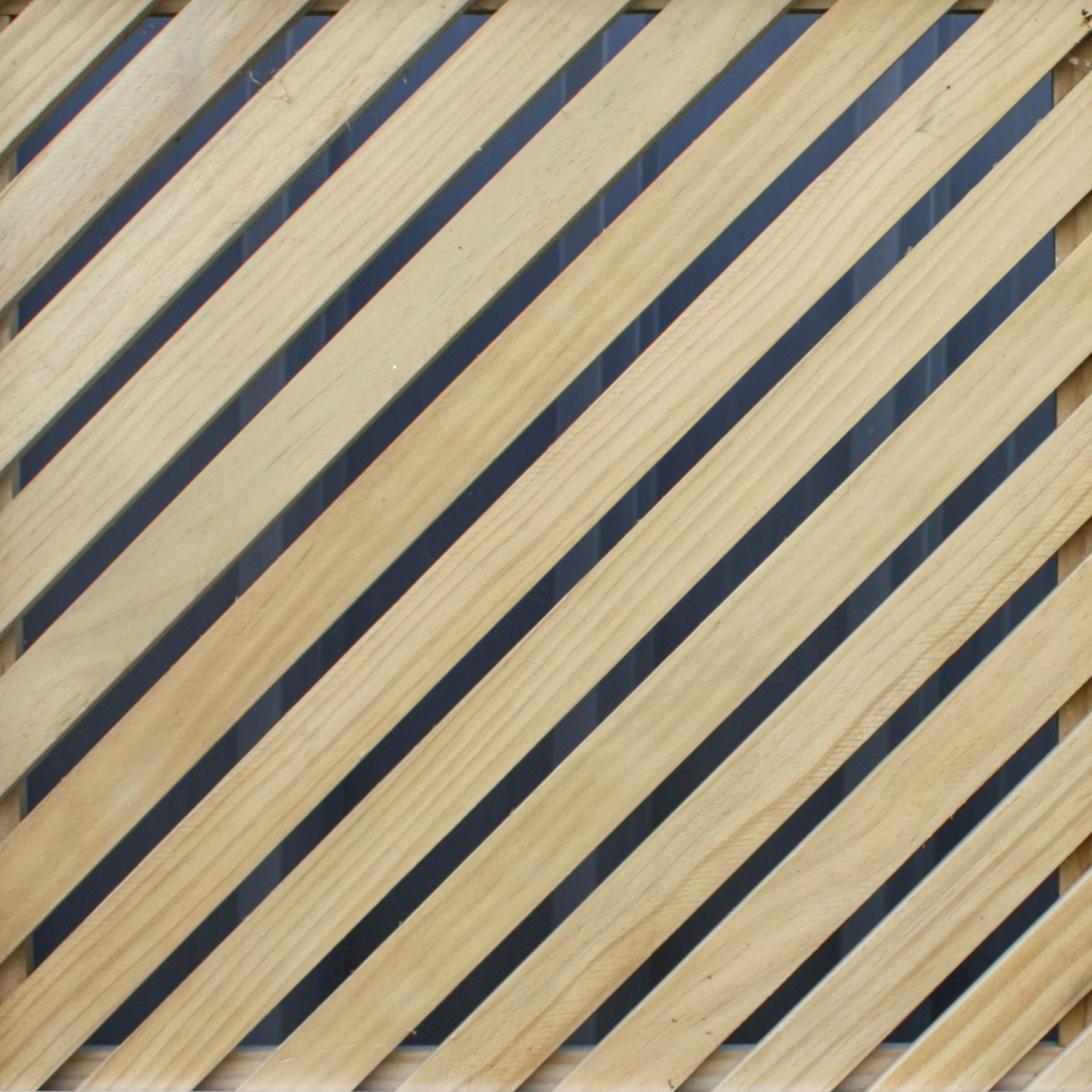 An image of a 10mm Diagonal Oriental design.